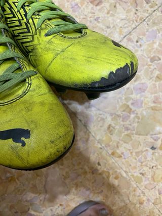 Zapatos de fútbol Puma Talla 39