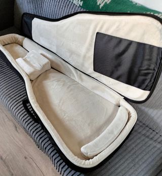 Funda Gator Pro-Go 335 o Flying V