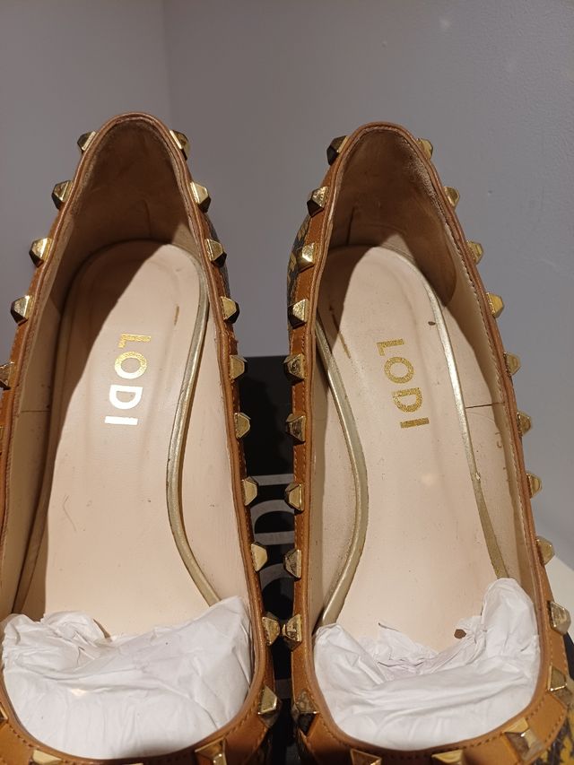 Zapatos Lodi Talla 37 Tacón Tachas Serpiente/piel