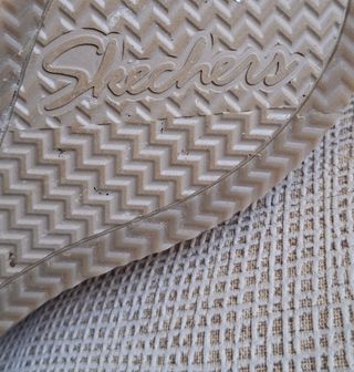 Sandalias Skechers Mujer Beige/Blanco