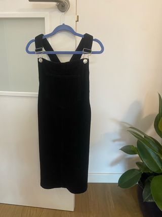 vestido de pana negro marca Denim Co. 