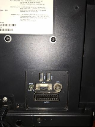 Televisor OKI Negro+soporte pared 