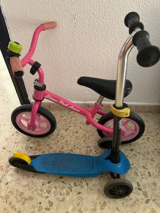 Bicicleta rosa y patinete azul los dos con 10€