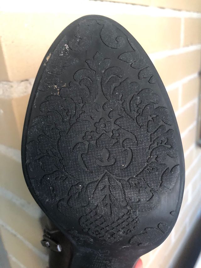 Botines Hispanitas gris tacón alto