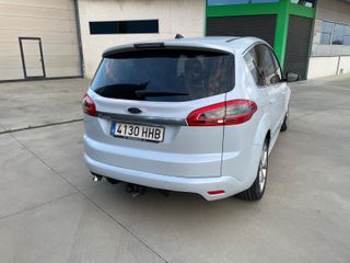 Ford S-MAX 2011