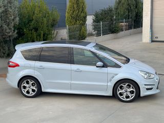 Ford S-MAX 2011