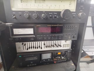 Equipo retro de sonido y grabación 