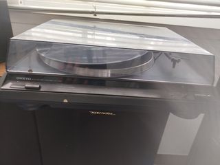 Equipo retro de sonido y grabación 