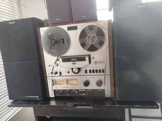Equipo retro de sonido y grabación 