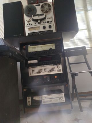 Equipo retro de sonido y grabación 