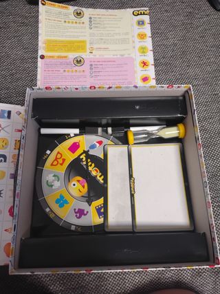 Juego de mesa Emotify Diset