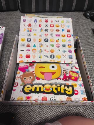 Juego de mesa Emotify Diset