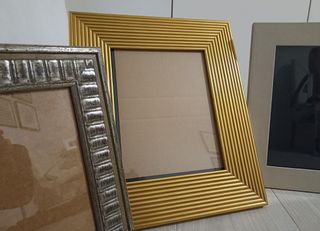 4 Marcos grandes en distintos acabado.