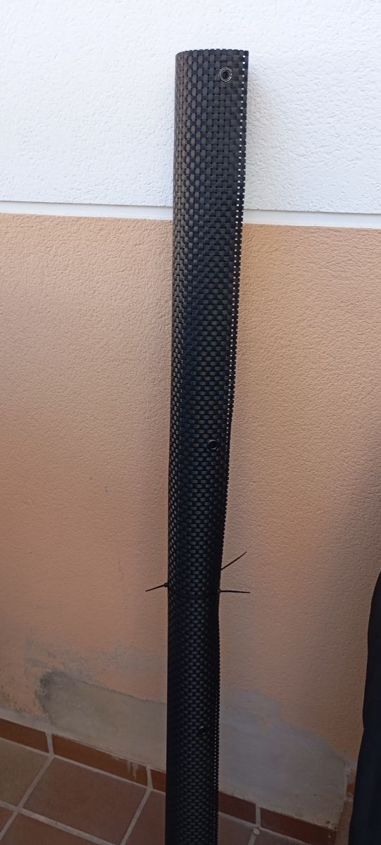 Malla de ocultación plástica marrón, nueva.