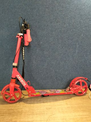 Patinete Arebos Rojo con Ruedas LED