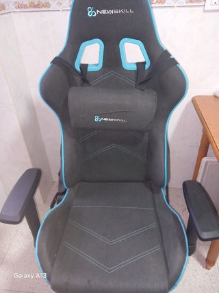 Sillón Gamer Newskill Negro y Azul