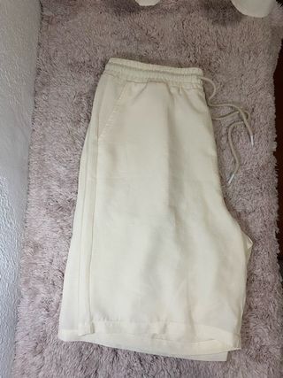 Conjunto beige dos piezas talla única