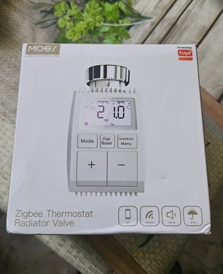 Válvula Termostática Radiador Tuya Zigbee Moes