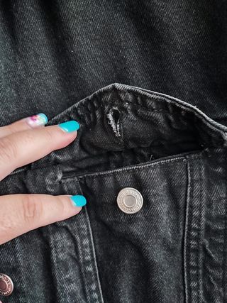 Cazadora vaquera Bershka negra talla S