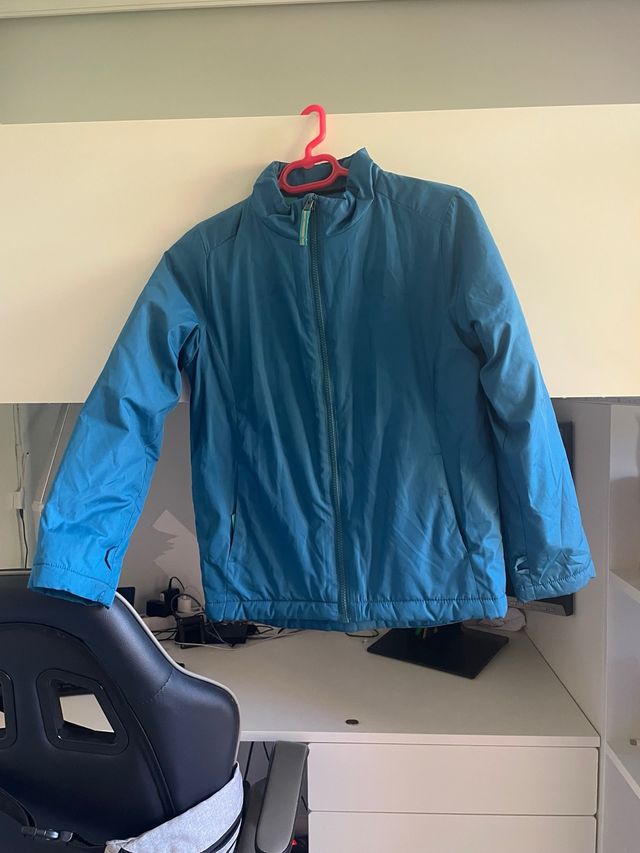 abrigo o chaqueta de esquí turquesa