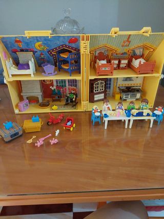 Casa Playmobil con accesorios
