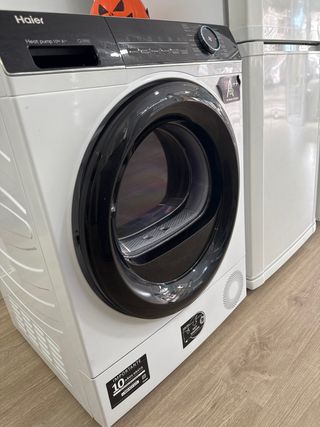 Secadora Haier Bomba de Calor A++