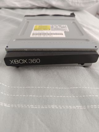 Lector de discos Xbox 360 S y modulo wifi
