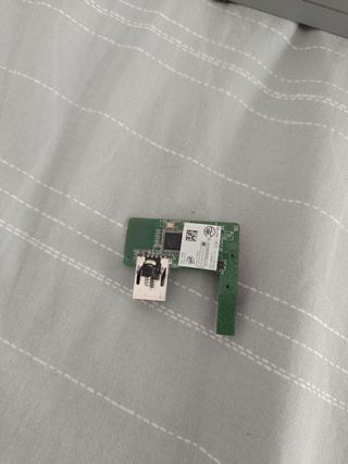 Lector de discos Xbox 360 S y modulo wifi