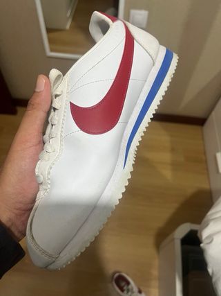Nike Cortez Talla 41 Blancas y Rojas