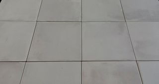 Hidráulico gris liso.