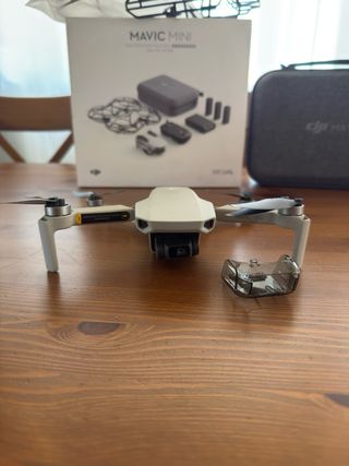 Drone DJI Mavic Mini Fly More Combo.