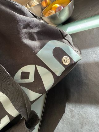 Bolsa de deporte MACRON Negra/Gris. Muy funcional