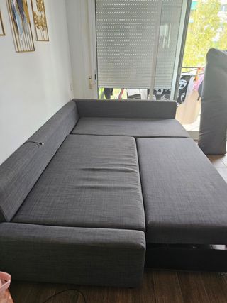 Sofá cama gris de tela