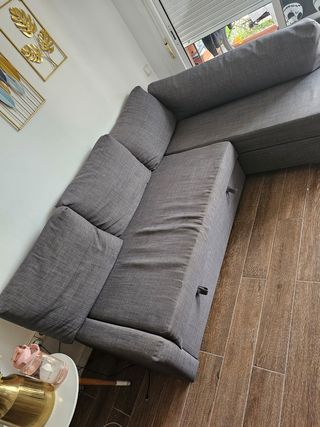 Sofá cama gris de tela