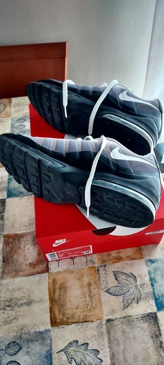 Zapatillas Nike Air Max Invigor Print Talla 43