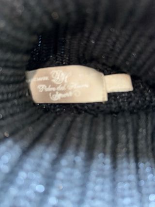 Jersey Pedro del Hierro Negro Cuello Alto