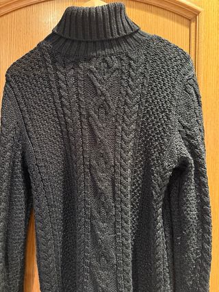 Jersey Pedro del Hierro Negro Cuello Alto