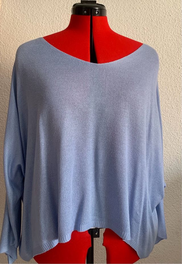 jersey muy suave de manga ranglan y cuello barco