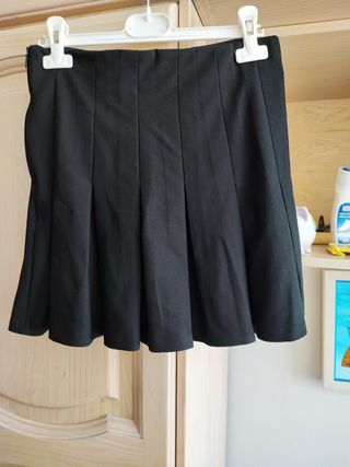 Minifalda plisada Bershka negra