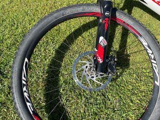 Bicicleta Montaña Specialized XL Ruedas 29