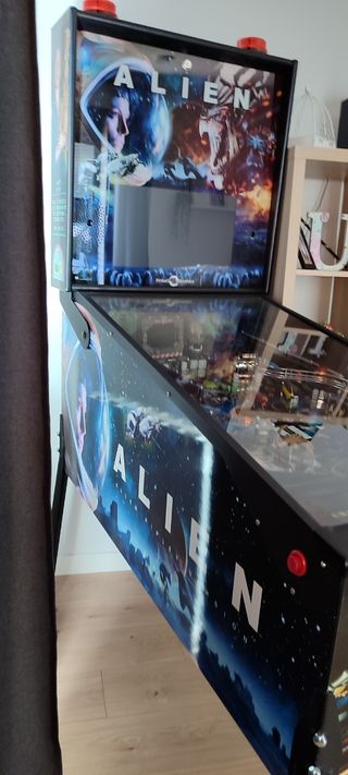 Pinball Alien Ripley