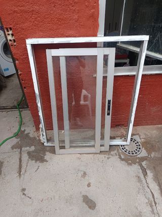 Ventana de aluminio corredera
