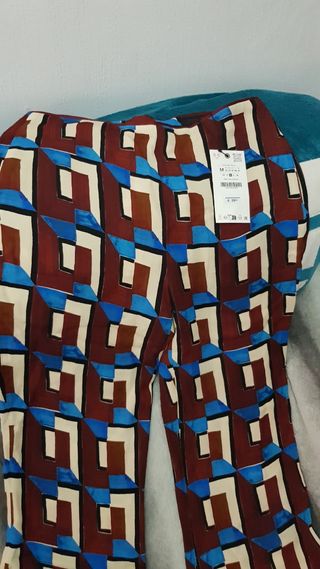 Conjunto Zara Camisa Larga y Pantalón Estampado M
