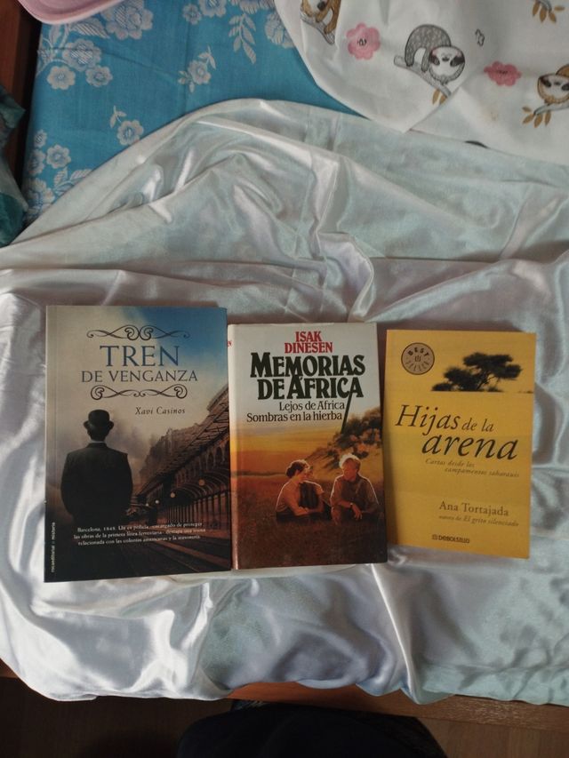 Lote 3 Libros: Tren de Venganza, Memorias de Áfric