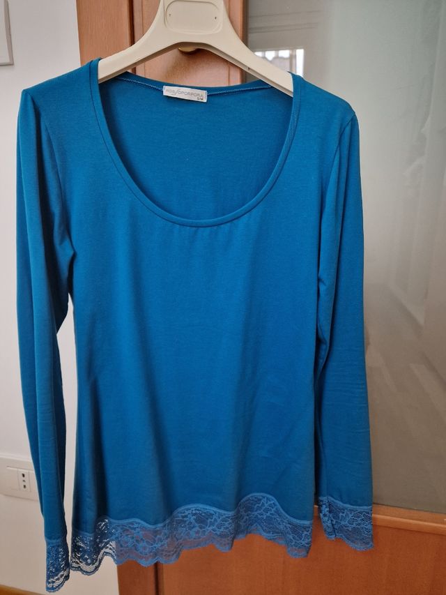 Maglia manica lunga con pizzo  cotone elasticizzat