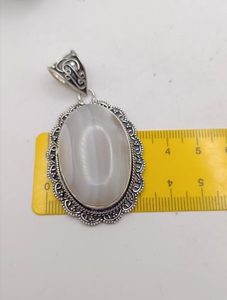 Collar Mineral de Ágata Blanca, baño de plata