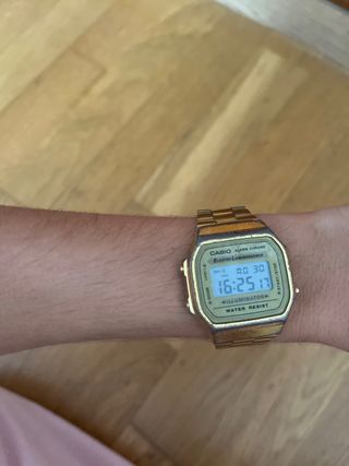 Reloj Casio Dorado