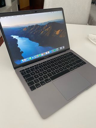 MacBook Air Retina 13” (2018)