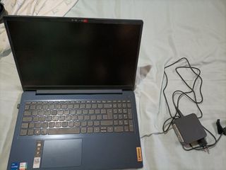  portátil Lenovo negro 
