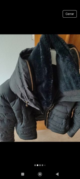 Abrigo negro de Zara